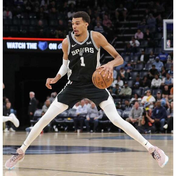 Victor Wembanyama-(Spurs)-(Jersey)-(Black)-(New)-(L)-$95 - Picture 9 of 9